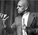 Michel Foucault: Um pensador que nunca se deixa capturar por classificações...