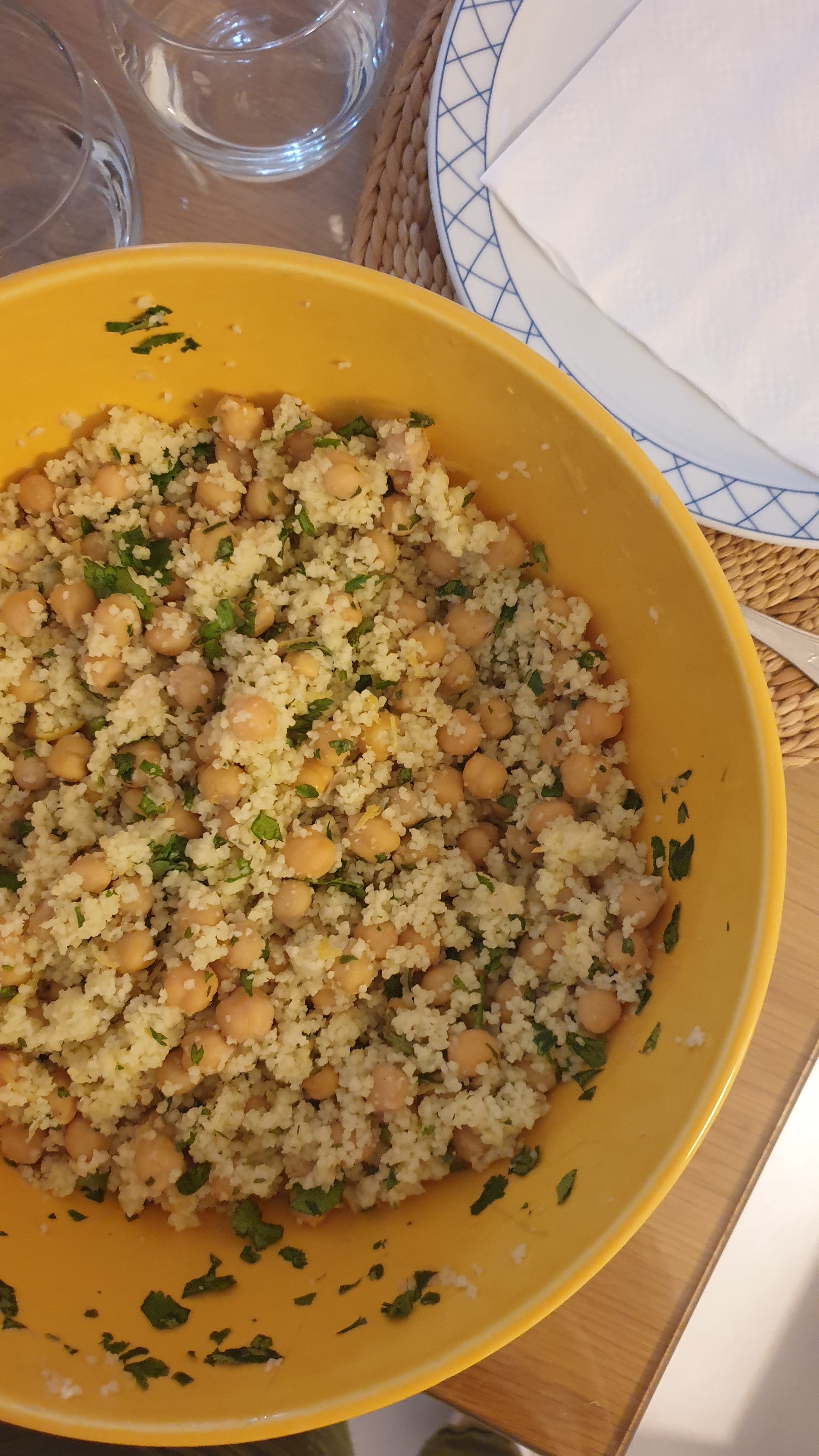 Couscous de Grão de Bico com Limão e Coentros