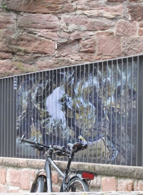 Outdoor Illusion Painted By Zebrating-​​Art Seen On coolpicturesgallery.blogspot.com