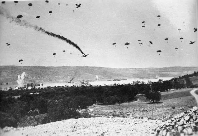 1941_paratroopers_crete