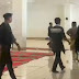Viral Video Polisi Injak Sajadah saat Bubarkan Massa di Masjid Raya Sumbar, Ini Kata Kapolda