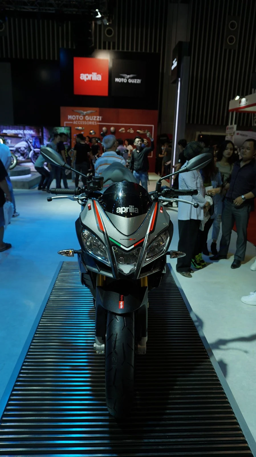 Aprilia TUONO V4 1100 RR