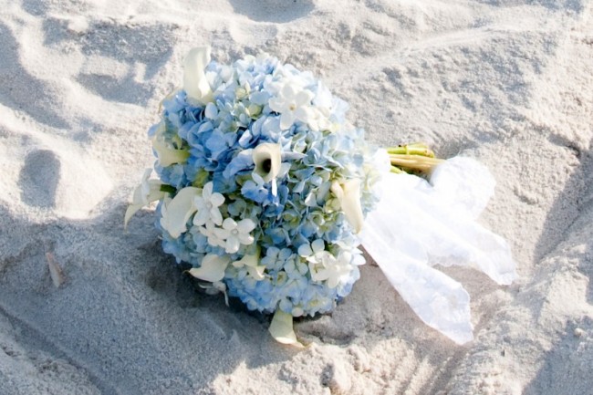 While brides can choose any flowers they wish for their beach wedding 