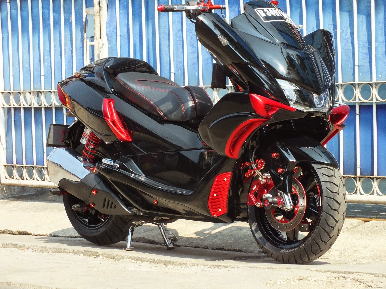 Gambar Bengkel Modifikasi Honda Pcx Sobotomotif