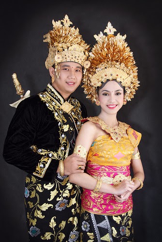 Contoh Photo Pengantin Bali  Album Wedding