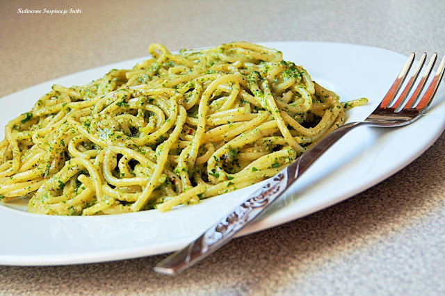 Spaghetti z pistacjowym pesto