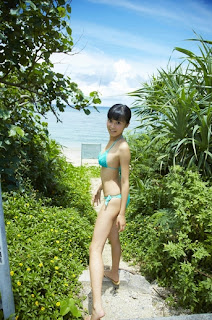 Ruriko Kojima Japanese Sexy Idol Sexy Blue Sky Swimsuit On The Beach 6