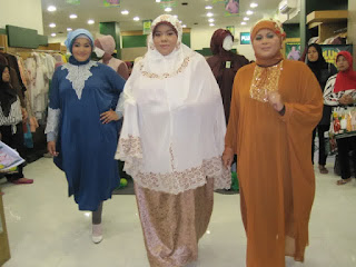 Model Baju Idulfitri Wanita Muslim Gemuk