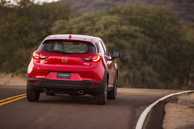 Rear view of 2016 Mazda CX-3