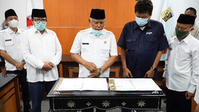 Pemkab Lotim Teken MoU Internet Desa Pintar Bersama PT. PSP