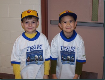 Pine Wood Derby 2010 031