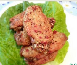 如何做出美味的草本調料煎雞翅中,草本調料煎雞翅中怎麼做才好吃,草本調料煎雞翅中家常做法食譜 如何做出美味的草本調料煎雞翅中,草本調料煎雞翅中怎麼做才好吃,草本調料煎雞翅中家常做法食譜