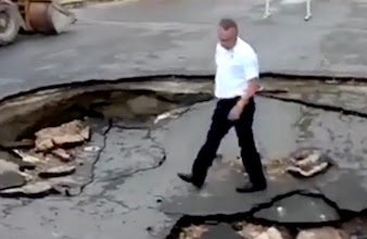 Suspenden clases en primaria de Chetumal por socavón en calle Cozumel