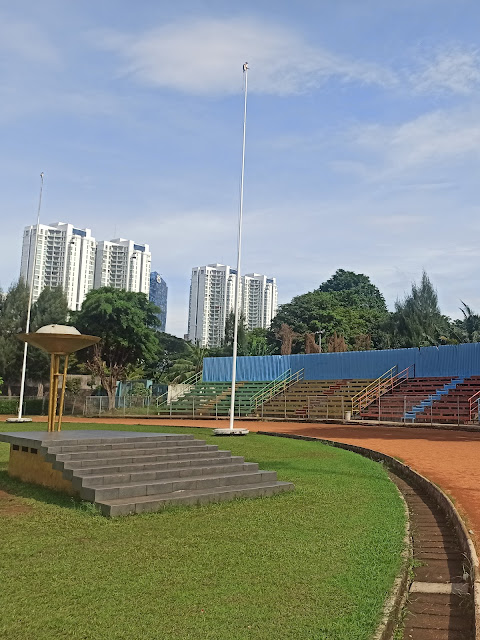 tribun-stadion-soemantri