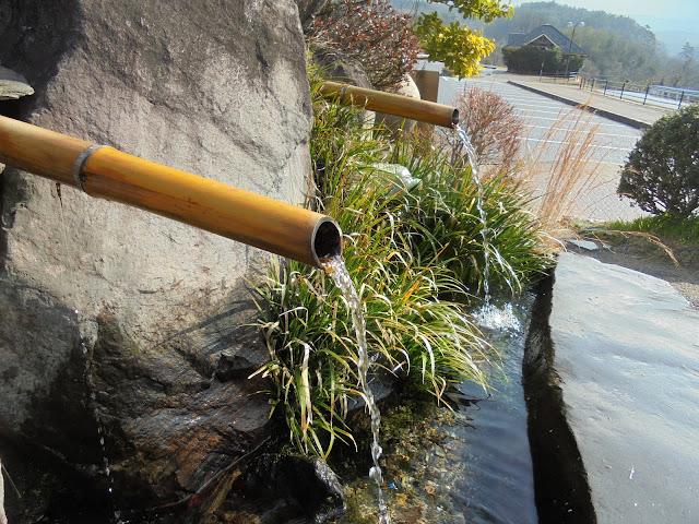 淀江どんぐり村の湧き水