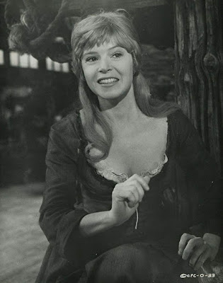 Oliver 1968 Shani Wallis Image 1