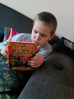 Top Ender reading the Terry Deary Shakespeare Tales Macbeth after School