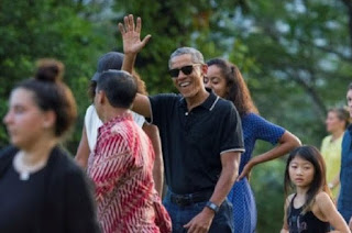 Terenyuh, Ini Alasan Obama Bawa Keluarga Berlibur Ke Indonesia
