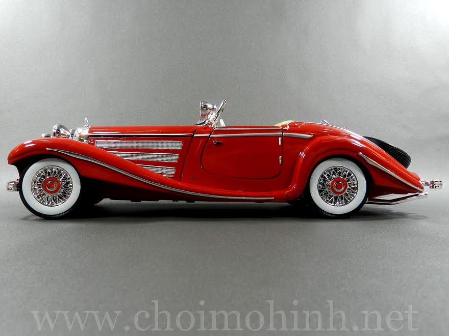 Mercedes-Benz 500 K Specialroadster 1:18 Maisto red side