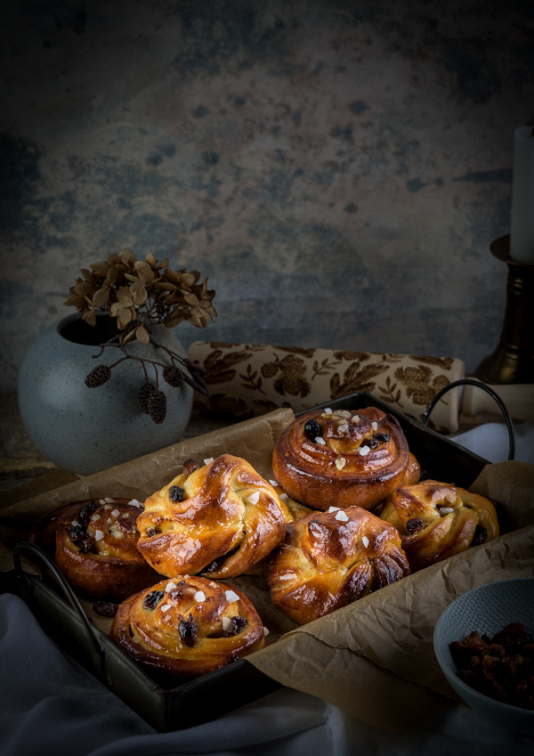 WEEKENDS IN THE KITCHEN: Канелени кифли с ром и стафиди   ❤ Cinnamon Buns with Rum and Raisins