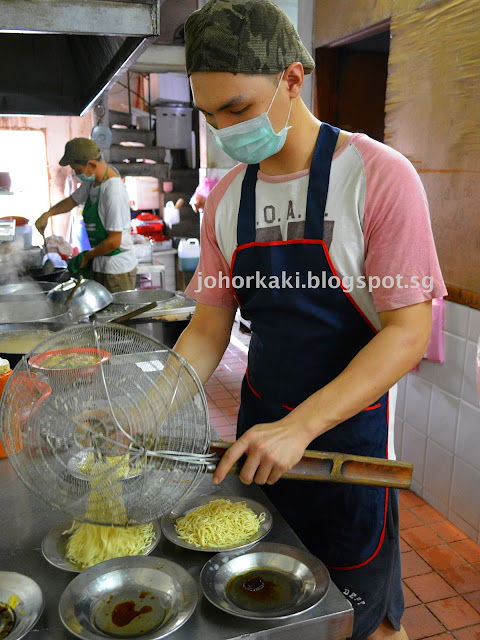 Dirty-Noodles-Lukut-Negri-Sembilan-Malaysia-久拉揸面食  