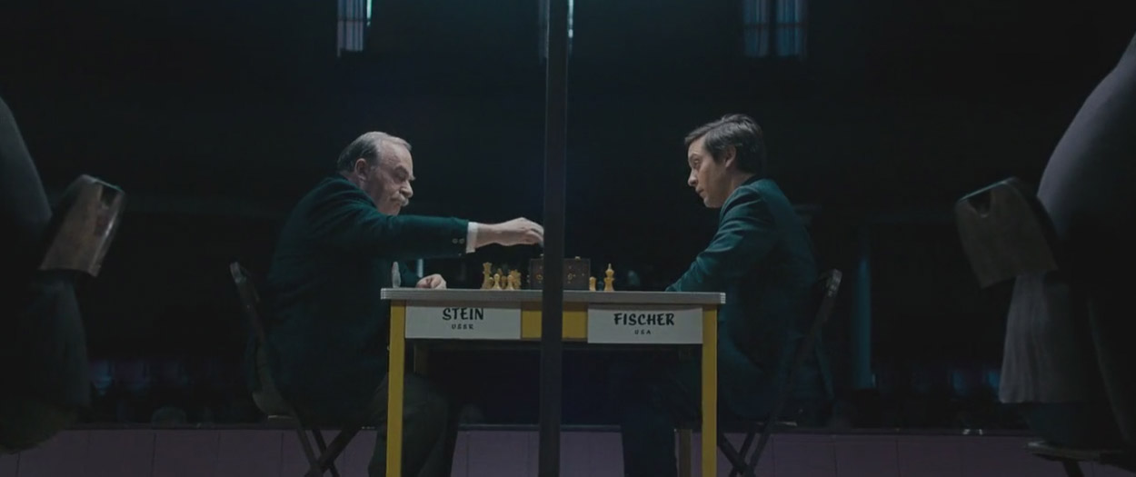 There's No Place to Go: The Tedium of Chess and the Cold War in 'Pawn  Sacrifice