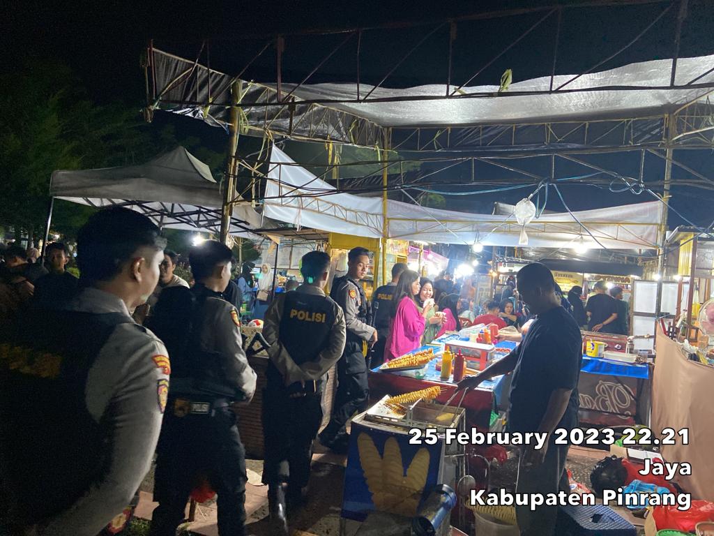 Sat Samapta Polres Pinrang Gelar Patroli Blue Light di Lokasi Pinrang Expo