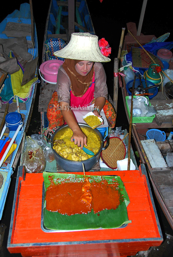 Klonghae Floating Market Photo