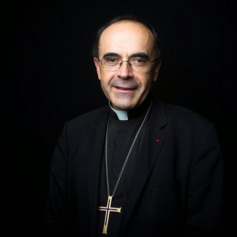 http://www.la-croix.com/Religion/Actualite/Mgr-Philippe-Barbarin-archeveque-de-Lyon-Moi-Philippe-pretre-je-ne-peux-pas-passer-mon-chemin-!-2014-01-23-1095341