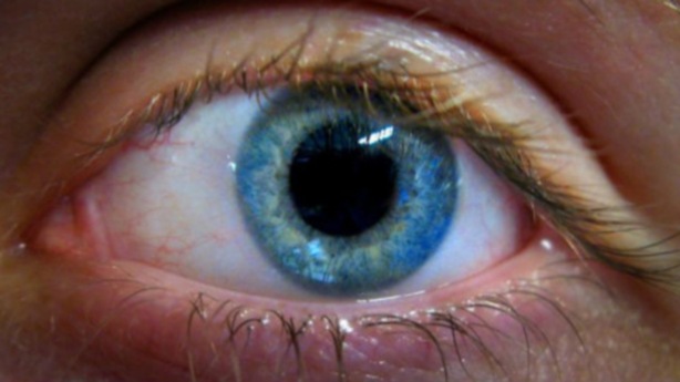 ojo hombre
