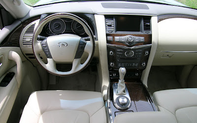 Infiniti QX56 2011