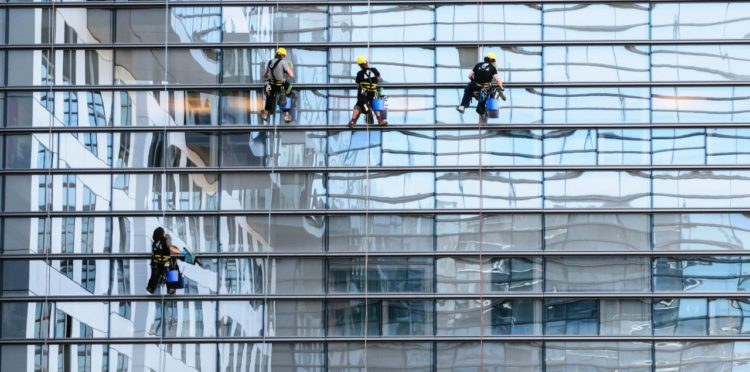  Window Cleaning - The Importance of Hiring a Professional Montreal Window Cleaning Company 