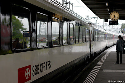 swiss train, schweiziskt tåg, schweitzer zug, sbb, cff ffs, schweiz, switzerland, suisse, train, railway, railroad
