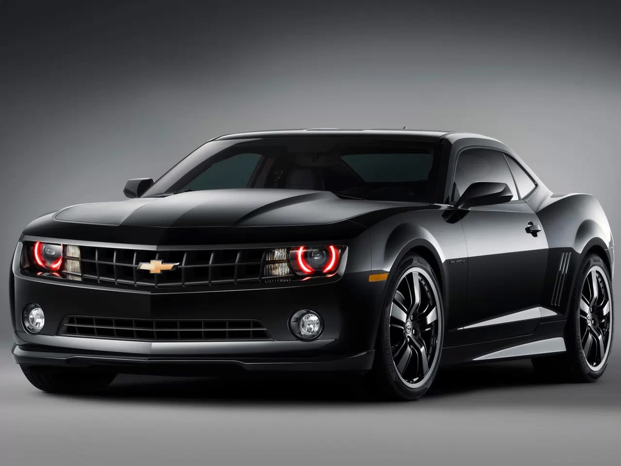 Mobil Sedan Camero 2010 Warna Hitam Mewah Koleksi Mobil Indonesia