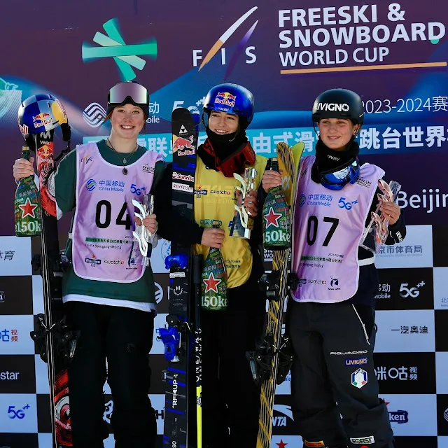 Vitórias para Mathilda Gremaud e Alexander Hall na etapa de Pequim da Copa do Mundo de Esqui Estilo Livre Big Air