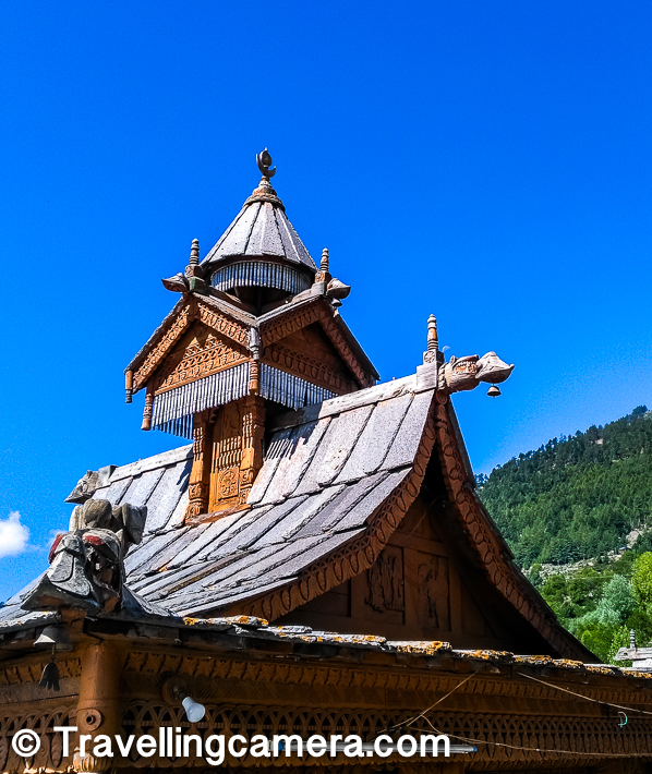This temple has beautiful architecture with significant use of wood and stones. The roof is mainly wooden with specific kind of slates which is produced out of local mountains of special kind in Himachal Pradesh. I have some of such mountains in Dharmshala/Mcleodganj area.