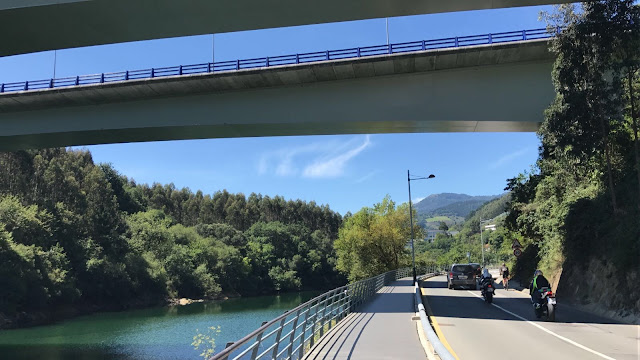 Supersur a su paso por el pantano de Gorostiza