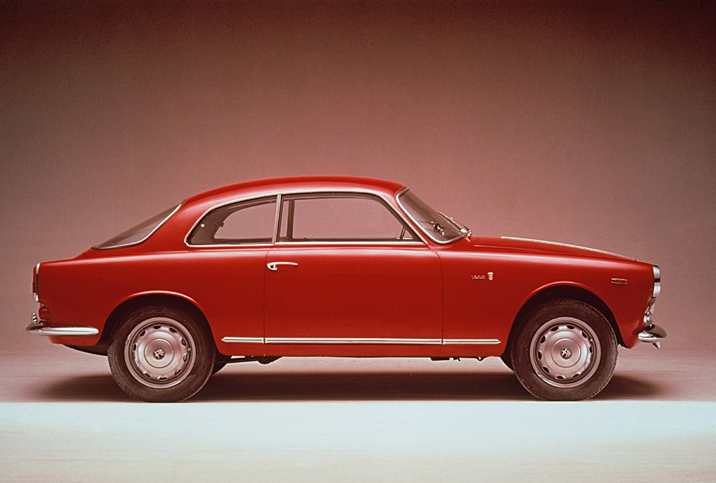  Alfa passed into the Finmeccanica subholding Giulietta Sprint