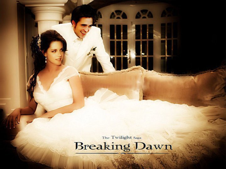 kristen stewart bella wedding dress. Bella Swan (Kristen Stewart)