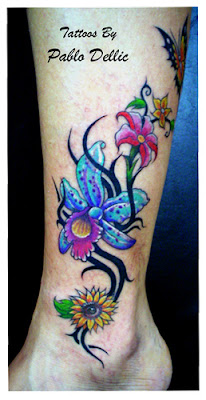 Tatoos Flores na Perna