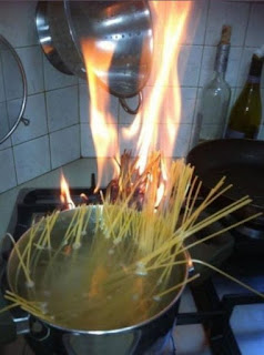 Orang yang Memasak Lebih Parah dari Kamu