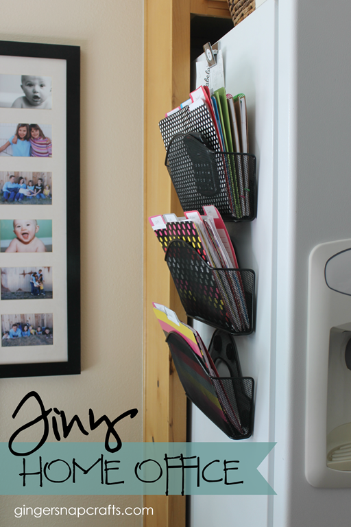 Tiny Home Office at GingerSnapCrafts.com #livingBIGinasmallhouse