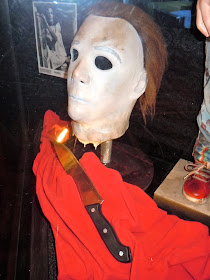 Michael Myers Halloween mask and knife prop