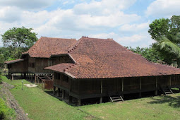 Gambar Rumah Adat Sumatera Barat Dan Penjelasannya