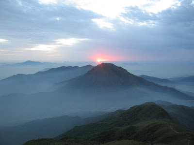 (Hong Kong) - Lantau Island Sunrise