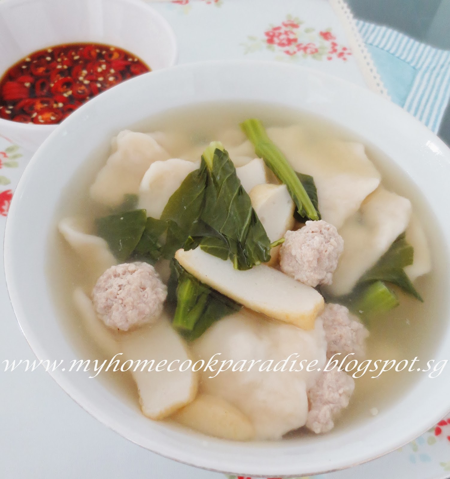 http://myhomecookparadise.blogspot.sg/2014/01/mee-hoon-kway-16-jan-14.html