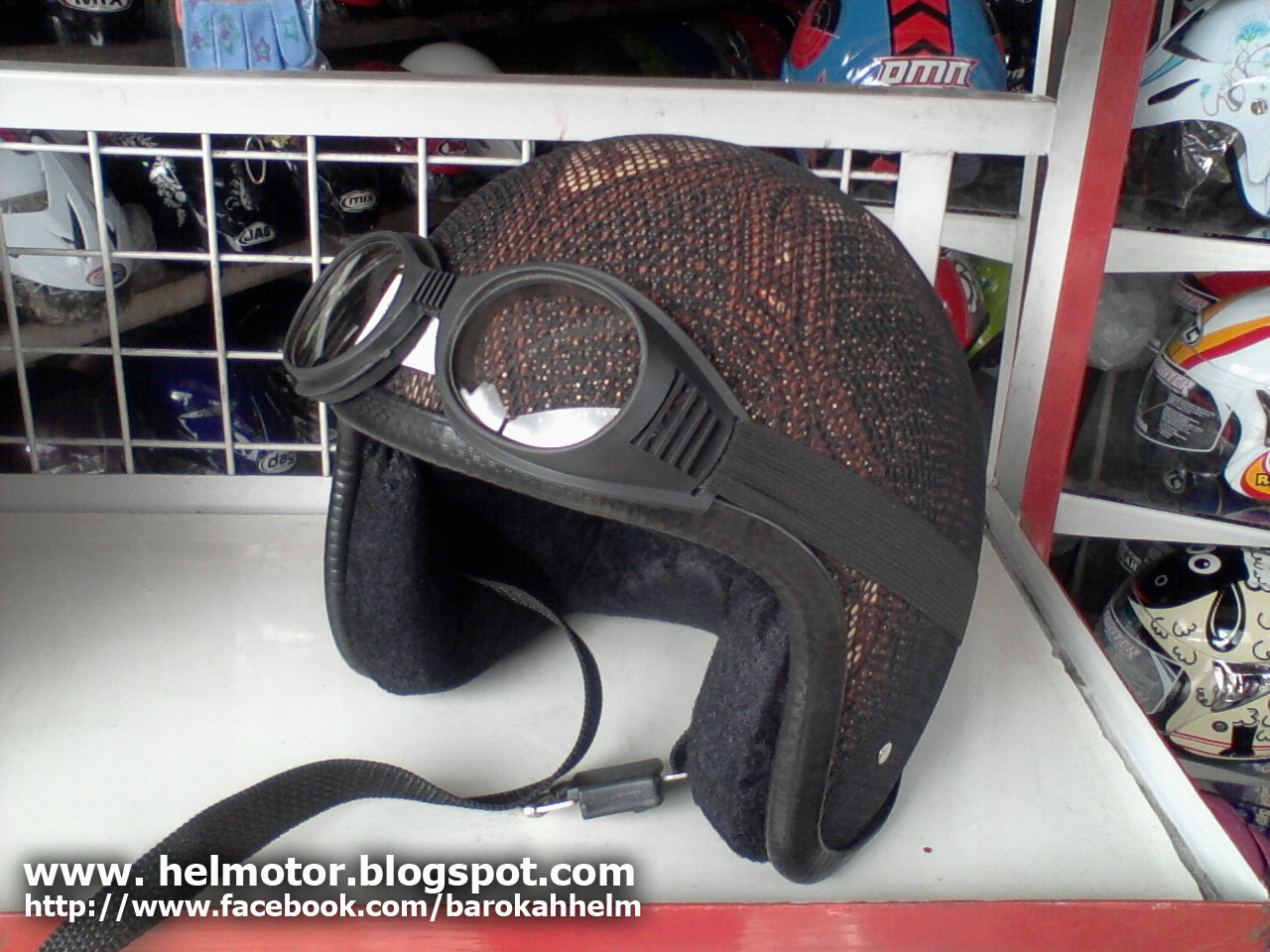 Helm Vespa  Kacamata  Batik Helm Vespa 