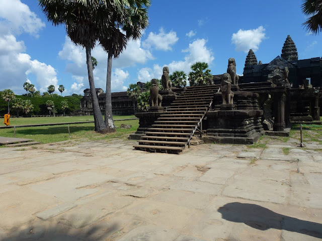 We sit down at the rock ruins of Angkar Wat inward Siem Reap Things to produce as well as meet inward Siem Reap, Cambodia