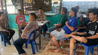 Kapolsek Suro Laksanakan Jum'ar Curhat di  Kampung Mandumpang