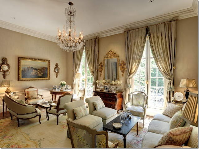 The Enchanted Home: Fabulously French!